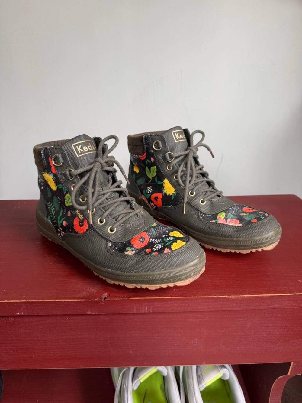 Keds Olive Green High-Top Canvas Boots with Multicolor Floral Print